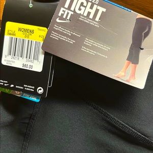 Nike Legend 2.0 tight fit capri leggings
